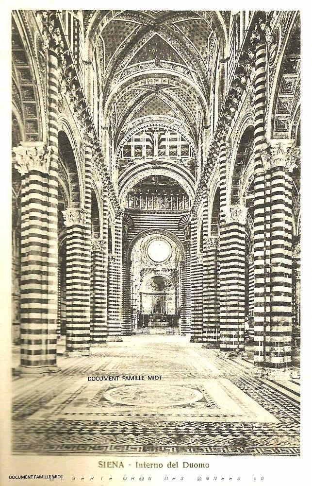 082  1944 06 30 4   Interno del Duomo  032.jpg